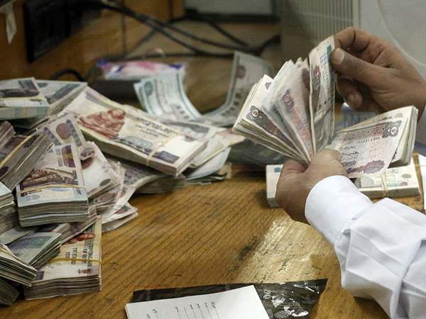 موعد زيادة أجور العاملين والمعاشات في مصر 2019