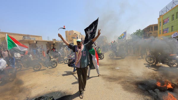 “التغيير والحرية” تعتبر بيان شرطة السودان “تهديداً”.. وتدعو لمواصلة التظاهر