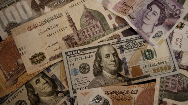 سعر الجنيه المصري مقابل الدولار يتجاهل توقعات صادمة ويتماسك