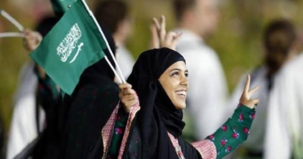 السعودية: نسبة مشاركة المرأة في سوق العمل بلغت 37 ٪ خلال العام المنصرم . الجمال نيوز