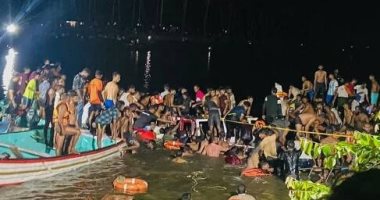 أخبار سياسية – فقدان عشرات الأشخاص إثر غرق قارب في نهر بوريجانجا بالعاصمة البنجلاديشية