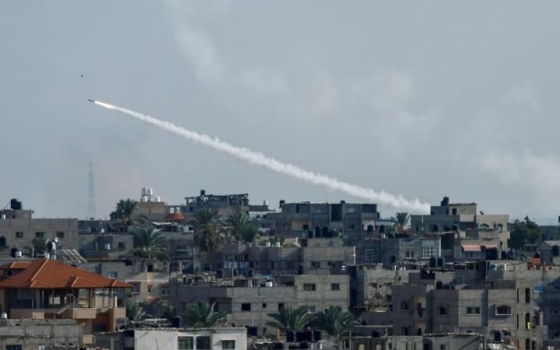 عشرات القتلى في إسرائيل وغزة بعد هجوم حماس المباغت على المدن الإسرائيلية – الجمال نيوز