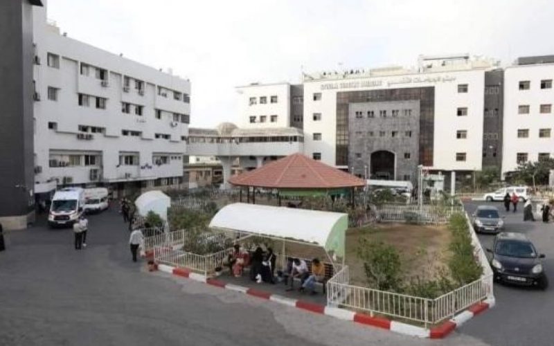 مشاهد مروعة داخل مجمع الشفاء بقطاع غزة الذي يعج بآلاف الشهداء والمصابين