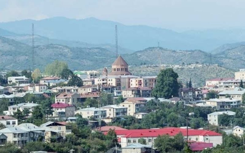 انهارت «جمهورية آرتساخ» وعاد إقليم كاراباخ إلى سيادة أذربيجان . الجمال نيوز