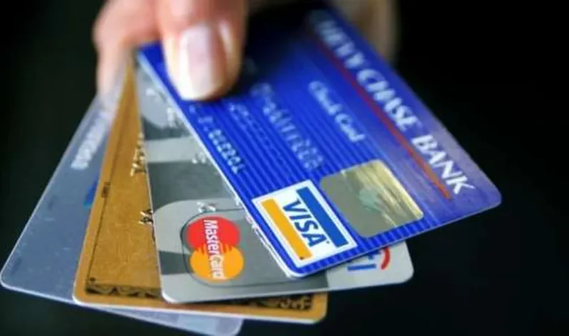 تعرف علي.. شروط البنوك لاستثناء بعض العملاء من قرار وقف بطاقات الخصم المباشر خارج مصر؟ – الجمال نيوز